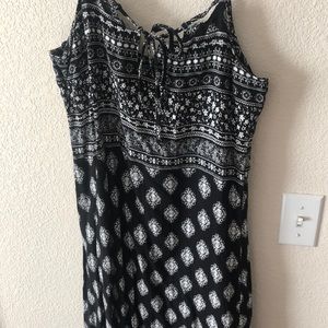 Super Cute Never Worn Black and White Maxi Dress